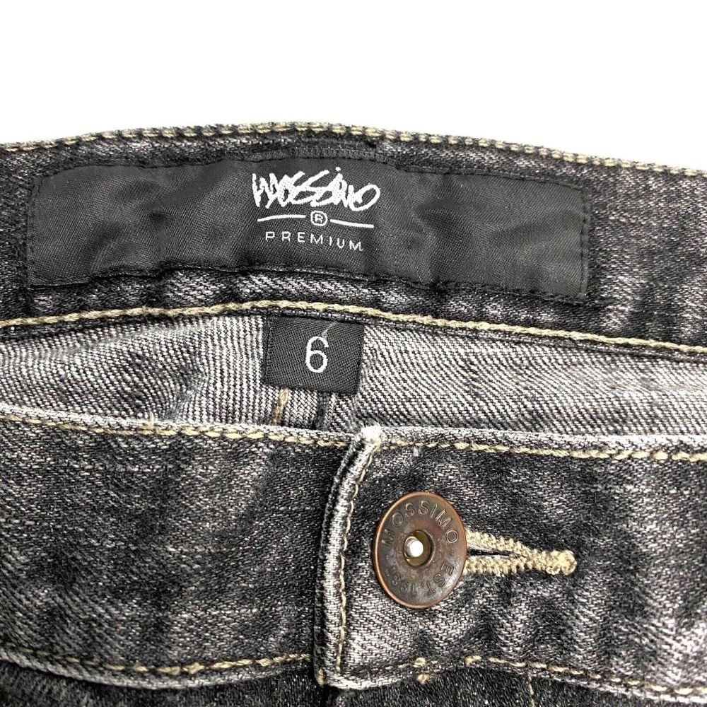 Mossimo Straight Leg Women's size 6 Black Denim jeans - Picture 2 of 4